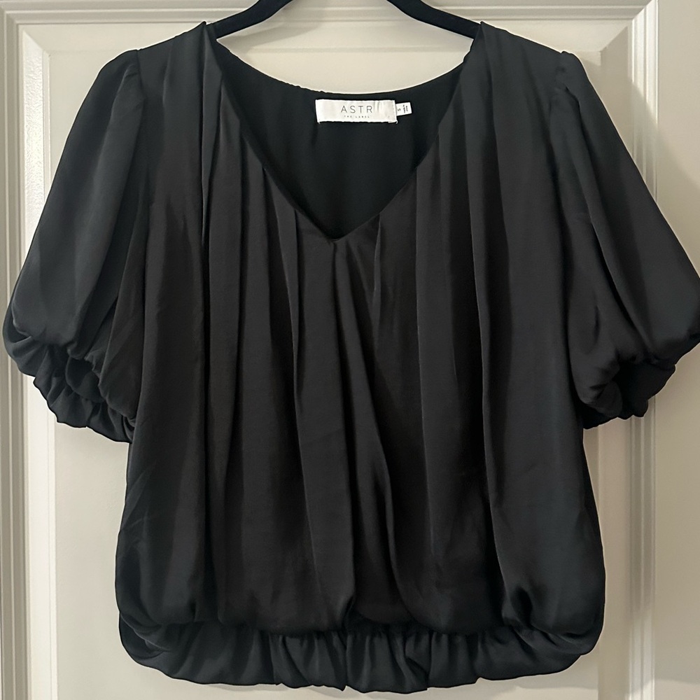 BLACK ASTR THE LABEL SHIRT SZ SMALL